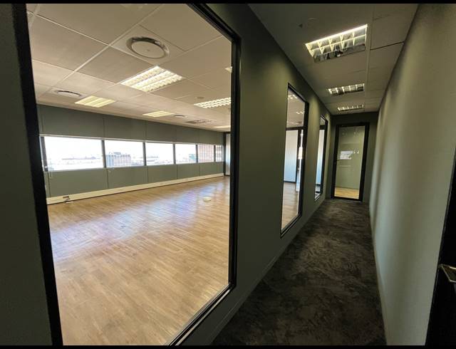 956M² OFFICE TO LET IN CAPE TOWN CITY CENTRE